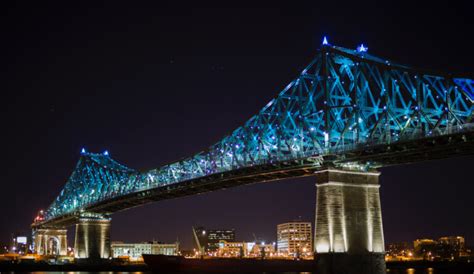 jacques cartier bridge moment factory